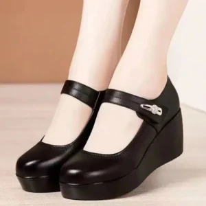 Półbuty na koturnie